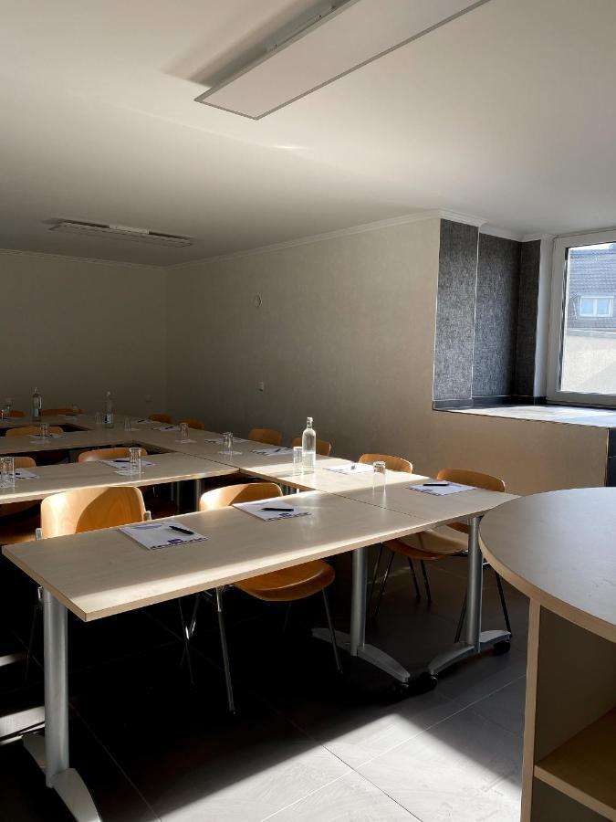 Mg-Quartier Hostel メンヒェングラートバッハ エクステリア 写真